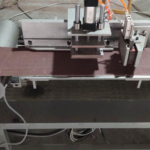 Wykrawarka okładzin hamulcowych do autobusów